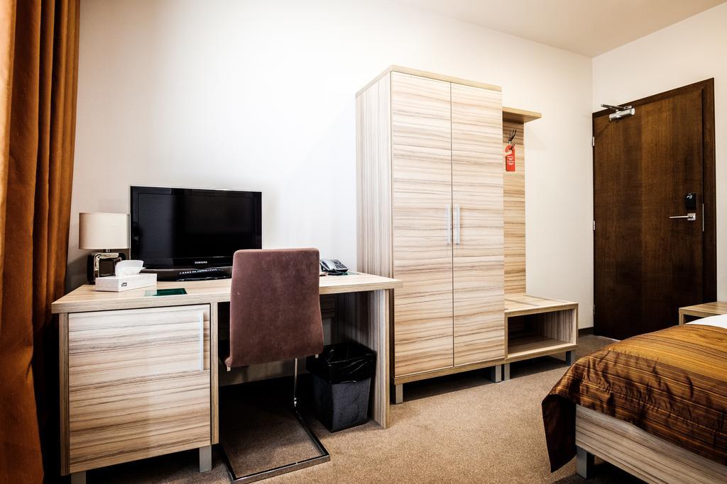 Hotel Deluxe With Free Wellness And Fitness Centrum Nitra Luaran gambar