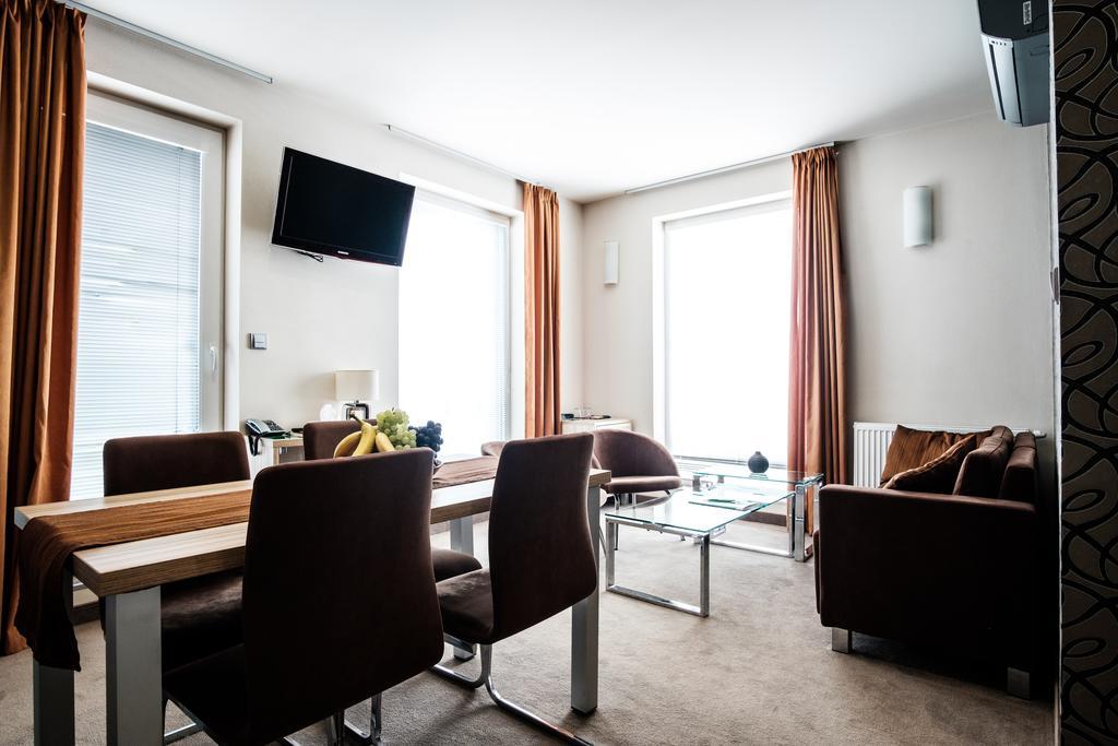 Hotel Deluxe With Free Wellness And Fitness Centrum Nitra Luaran gambar